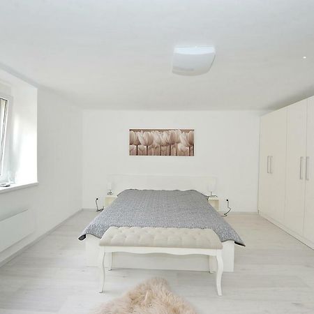 Pure Apartman Pecs Pécs Exterior foto