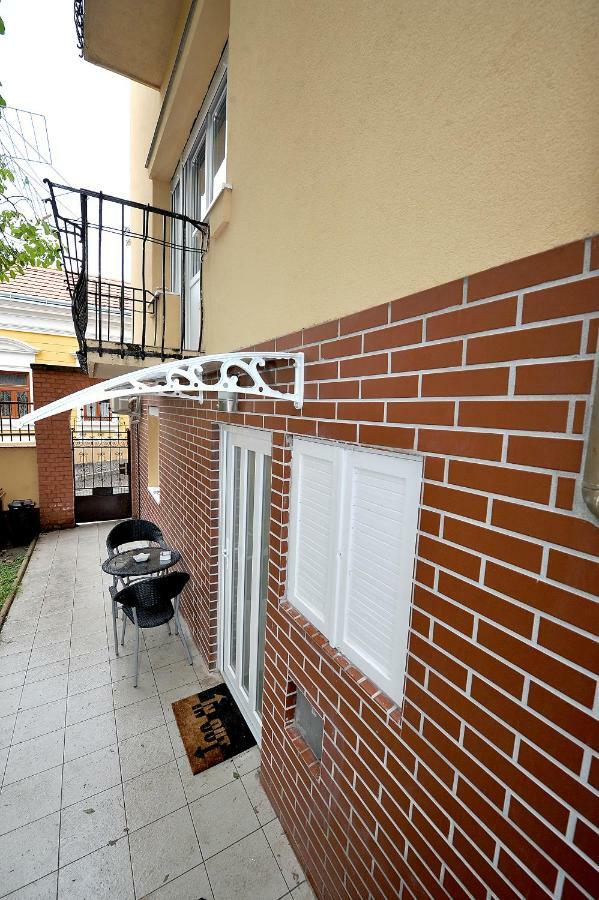 Pure Apartman Pecs Pécs Exterior foto